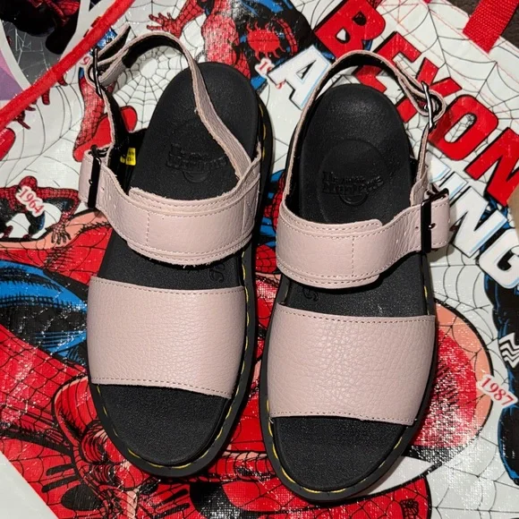 Dr. Martens Vintage Taupe Color 🪐 Platform Sandals with Black Sole - Picture 3 of 9